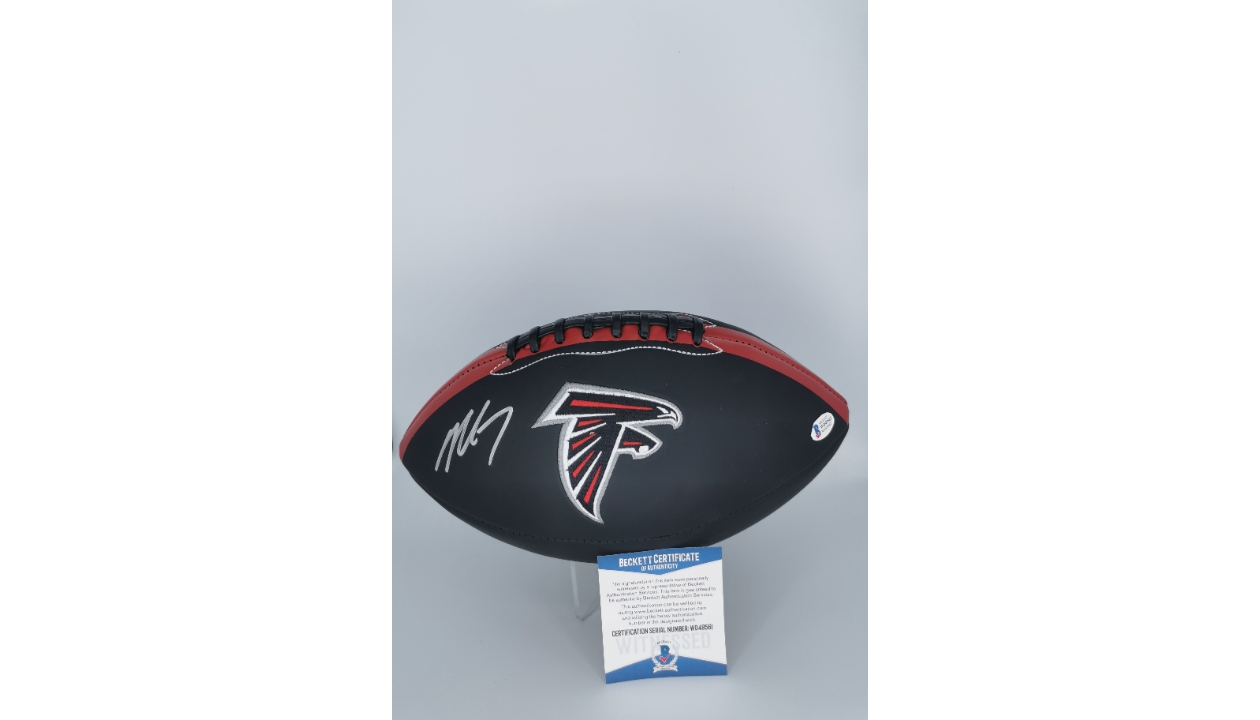 Michael Vick Autographed/Signed Atlanta Falcons NFL Logo Football Sign –  SPORTSCRACK