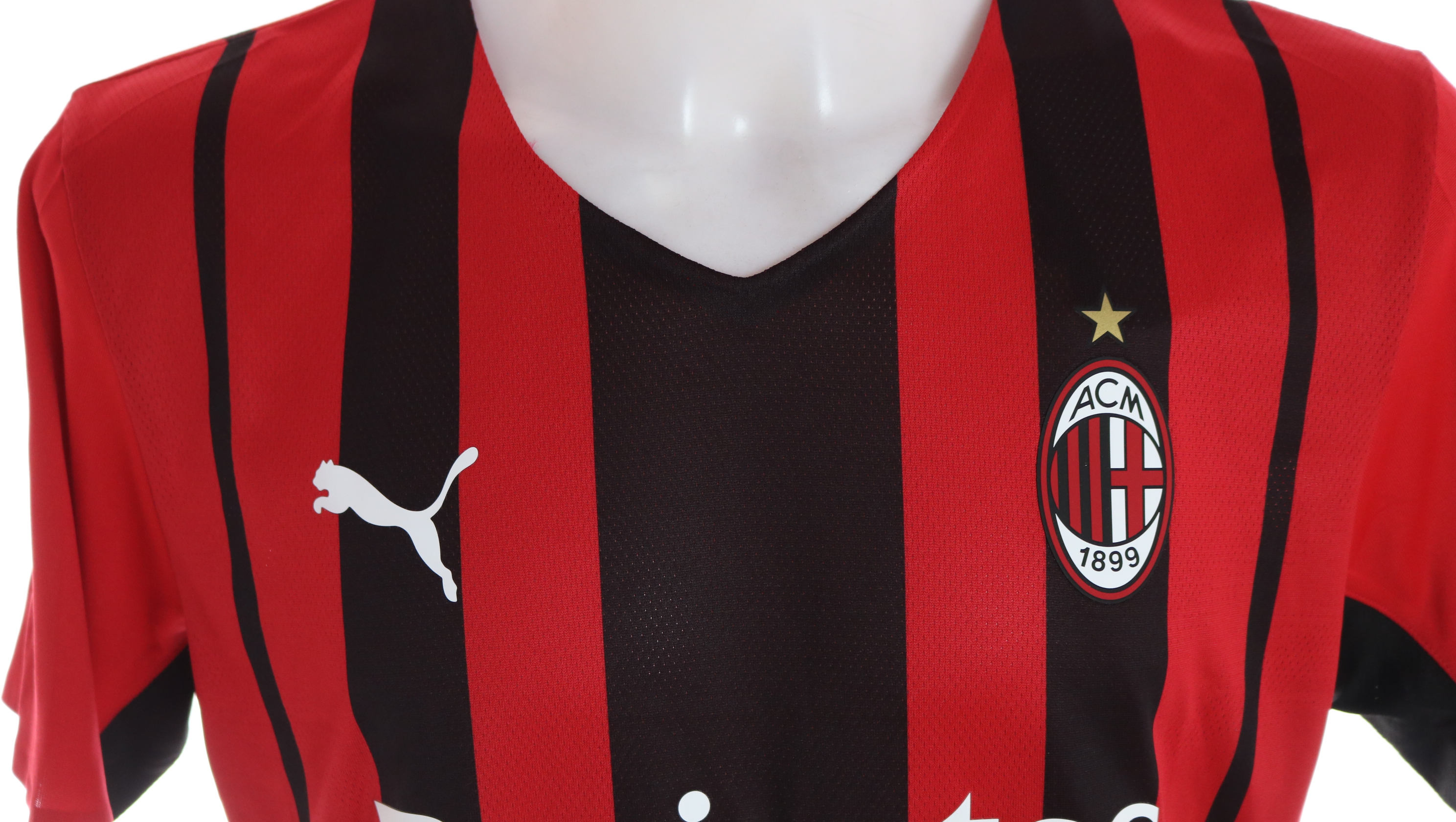 Harmont & Blaine Dachshund Toy + Signed AC Milan Shirt by Rafael Leao -  CharityStars