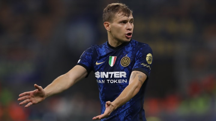 Barella's Official Inter Signed Shirt, 2021/22 - CharityStars