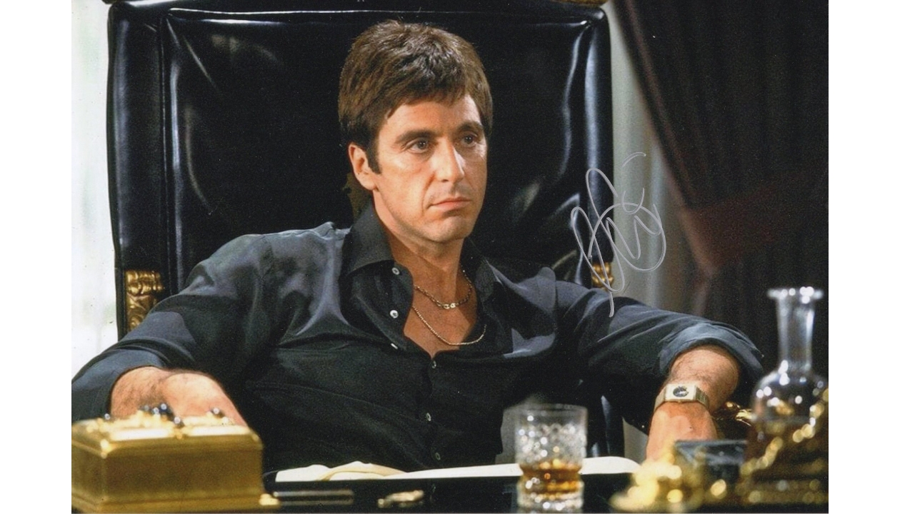 Poster del film Scarface firmato in orginale dagli attori