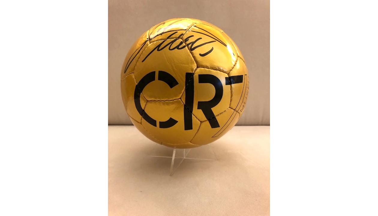 Cristiano Ronaldo signed football white museum CR7 Autograph