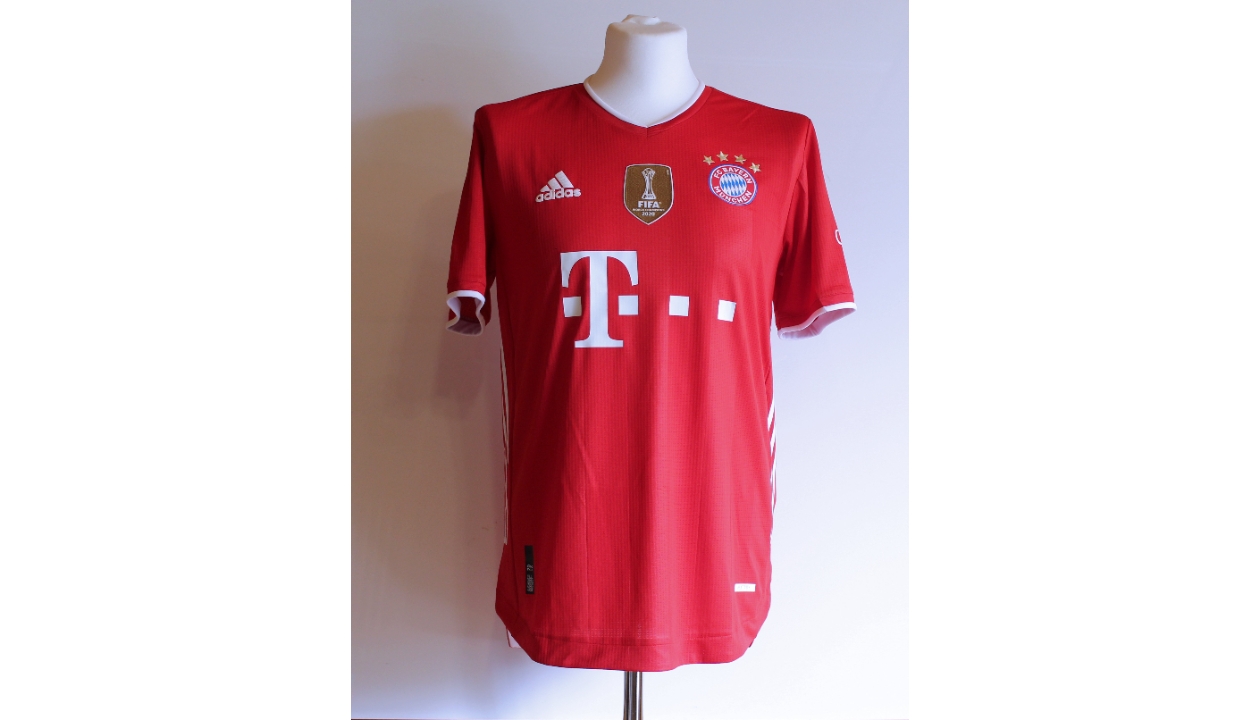 Robert Lewandowski's Bayern Munich Match Shirt - CharityStars