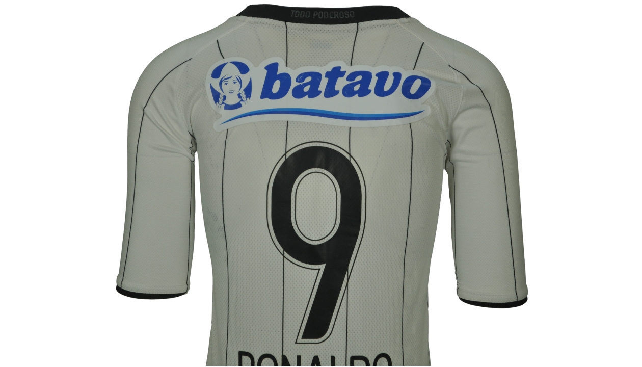 Ronaldo's Corinthians Signed Match Shirt, 2009/10 - CharityStars