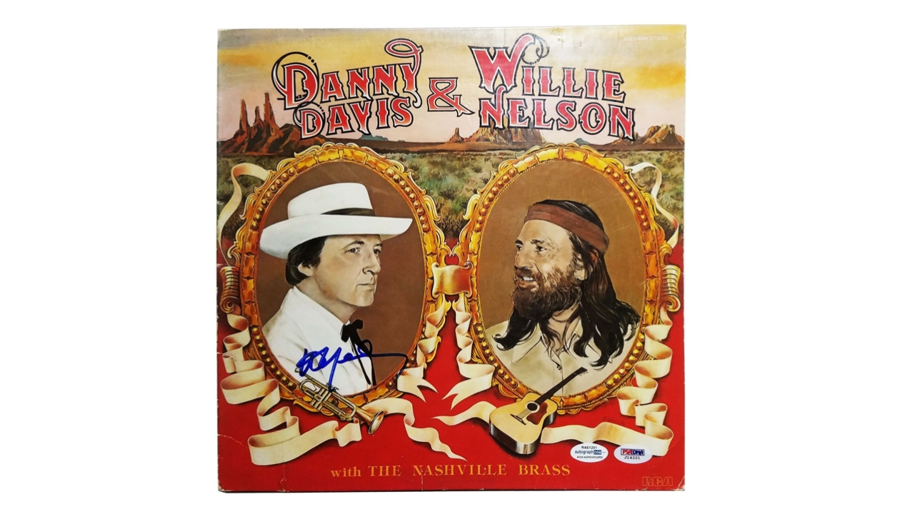 Willie Nelson Signed Record Album - CharityStars