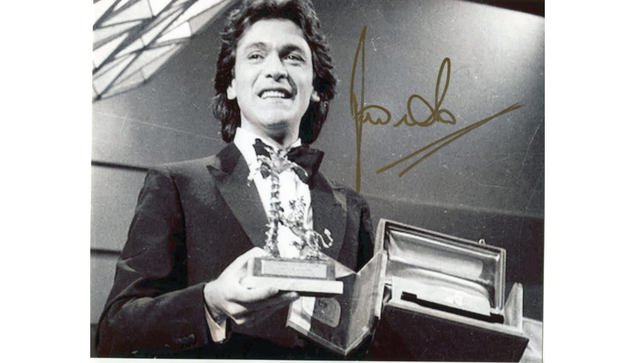 Riccardo Fogli Signed Photograph - CharityStars