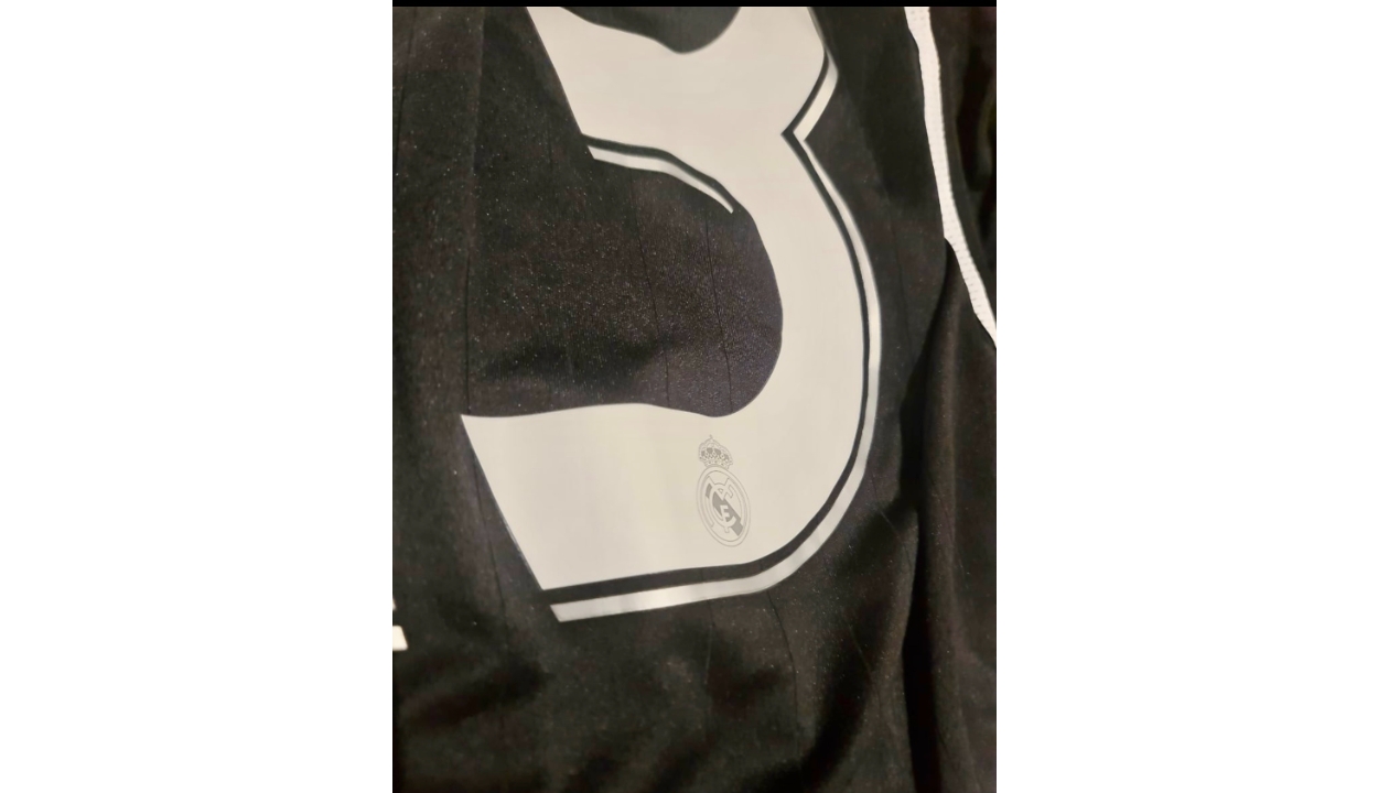 Beckham's Real Madrid Match Shirt, 2006/07 - CharityStars