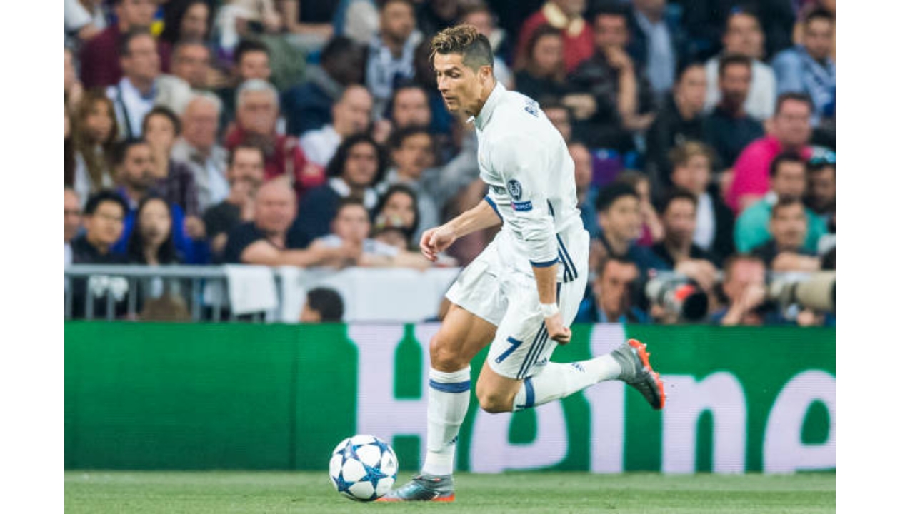 Ronaldo's Real Madrid Match-Issue/Worn UCL 2016/17 Shirt - CharityStars