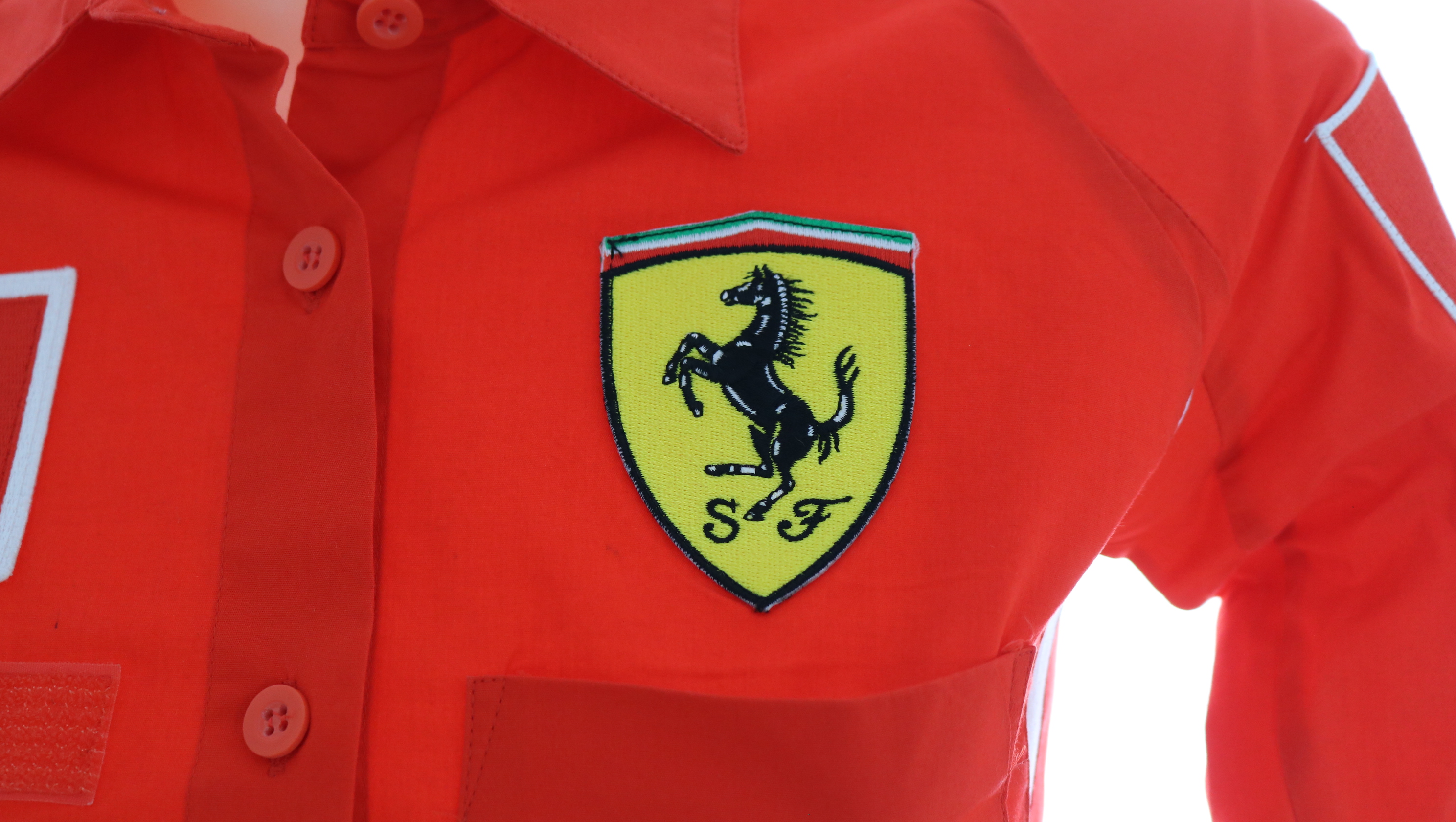 Giacca ufficiale Scuderia Ferrari - CharityStars