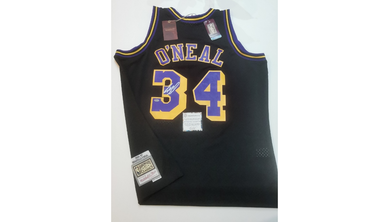 Shaquille O'Neal Signed Los Angeles Lakers Throwback Jersey (JSA COA) –
