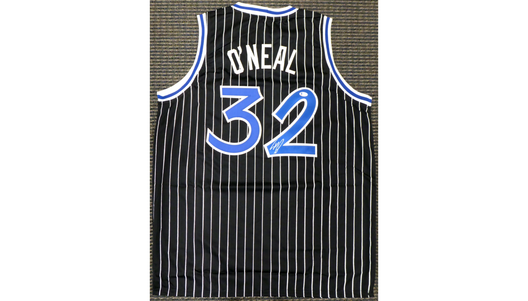 Shaquille O'Neal and Magic Johnson Signed Mitchell&Ness Los Angeles Lakers  Jerseys - CharityStars