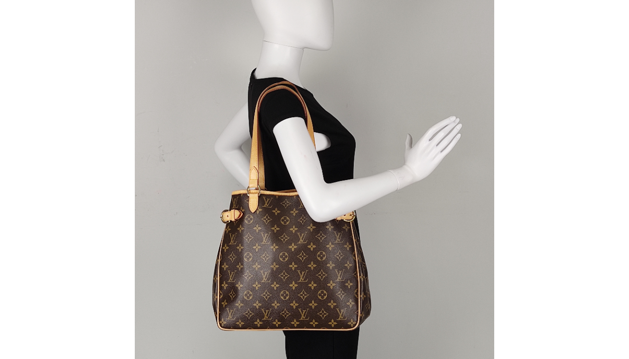 Louis Vuitton Batignolles Shoulder Bag - CharityStars