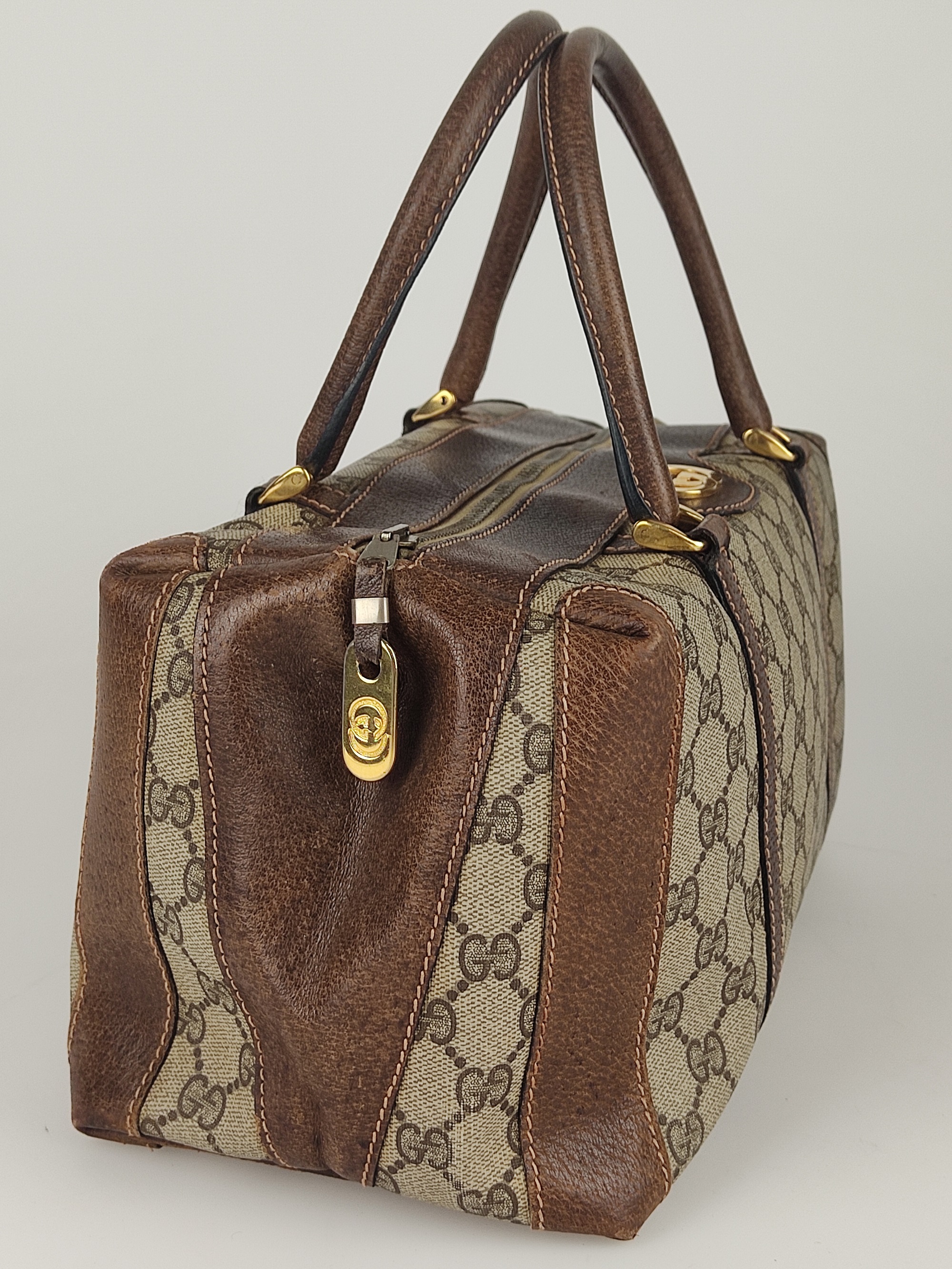 Gucci Boston Handbag 372260