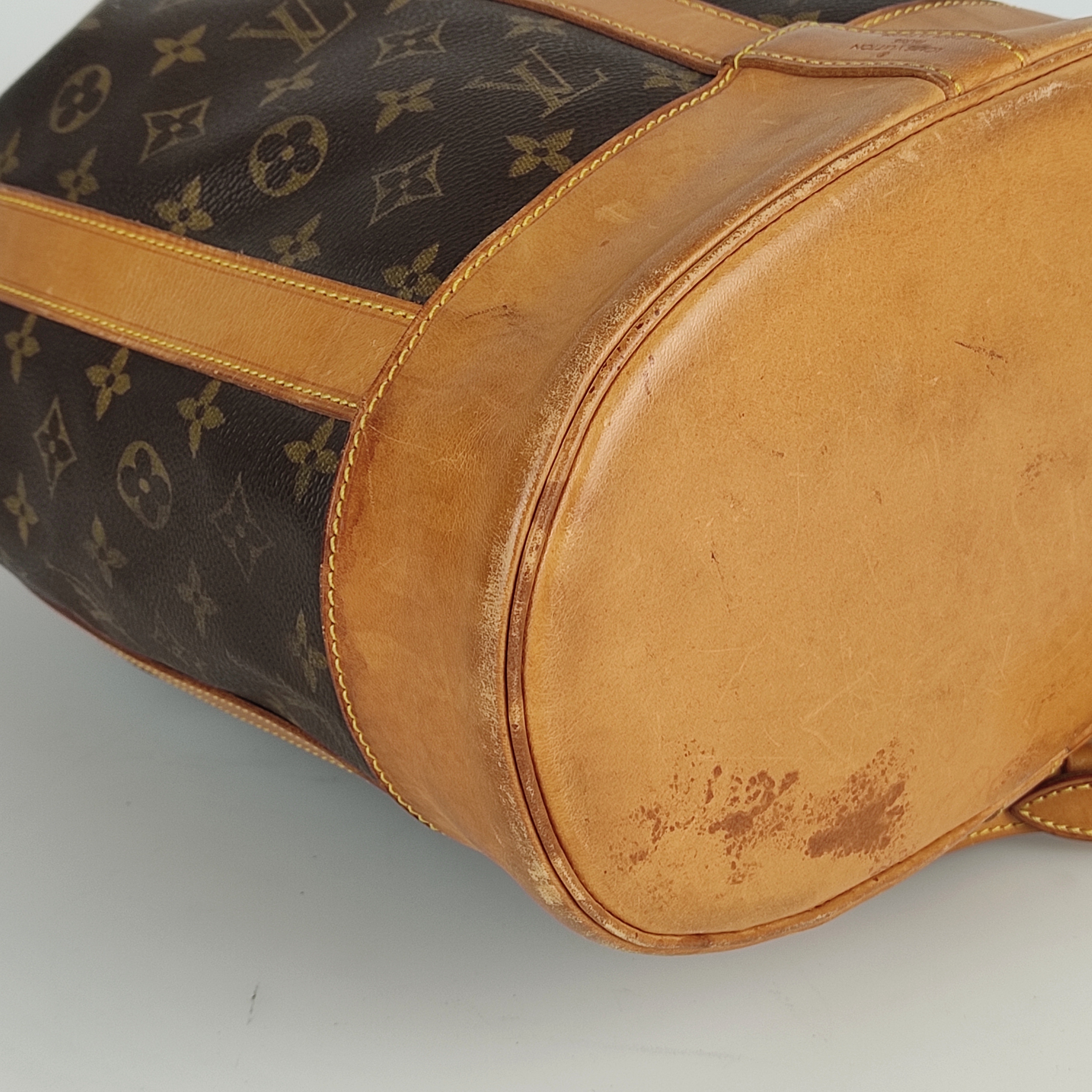 Louis Vuitton Randonnee Rucksack - CharityStars