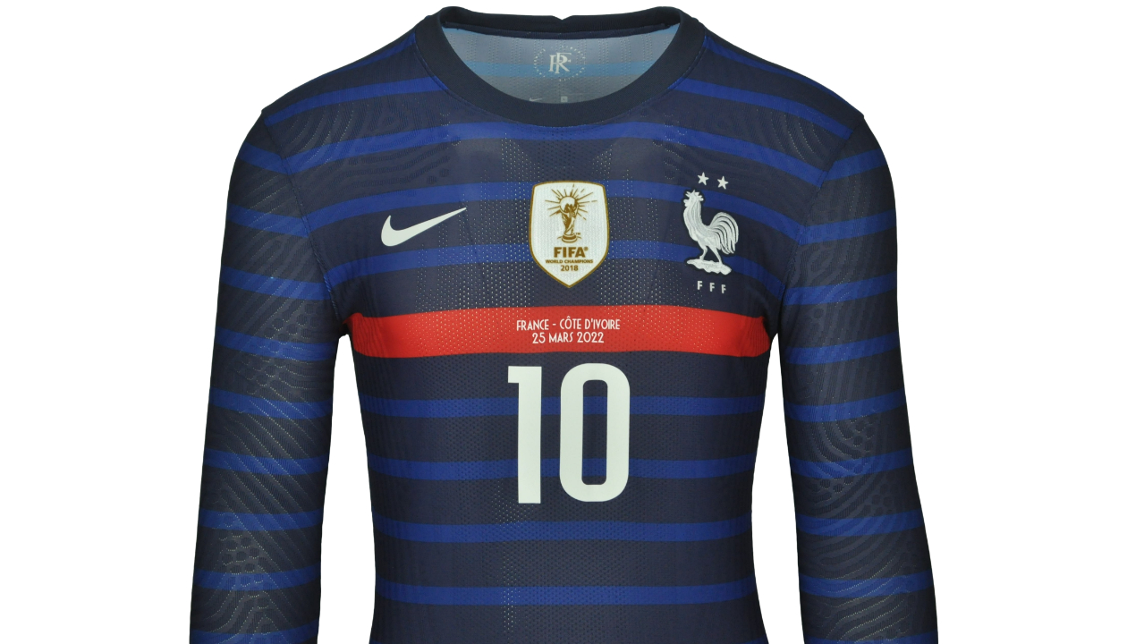 Kylian Mbappé's 2018 World Cup Shirt Being Auctioned For Charity -  SoccerBible