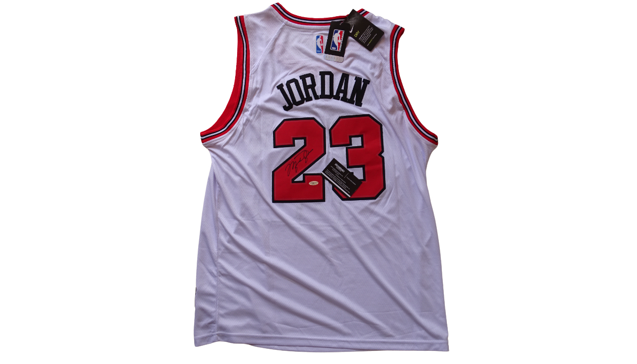 Rose's Chicago Bulls Signed Basketball Jersey, 2008/09 - CharityStars