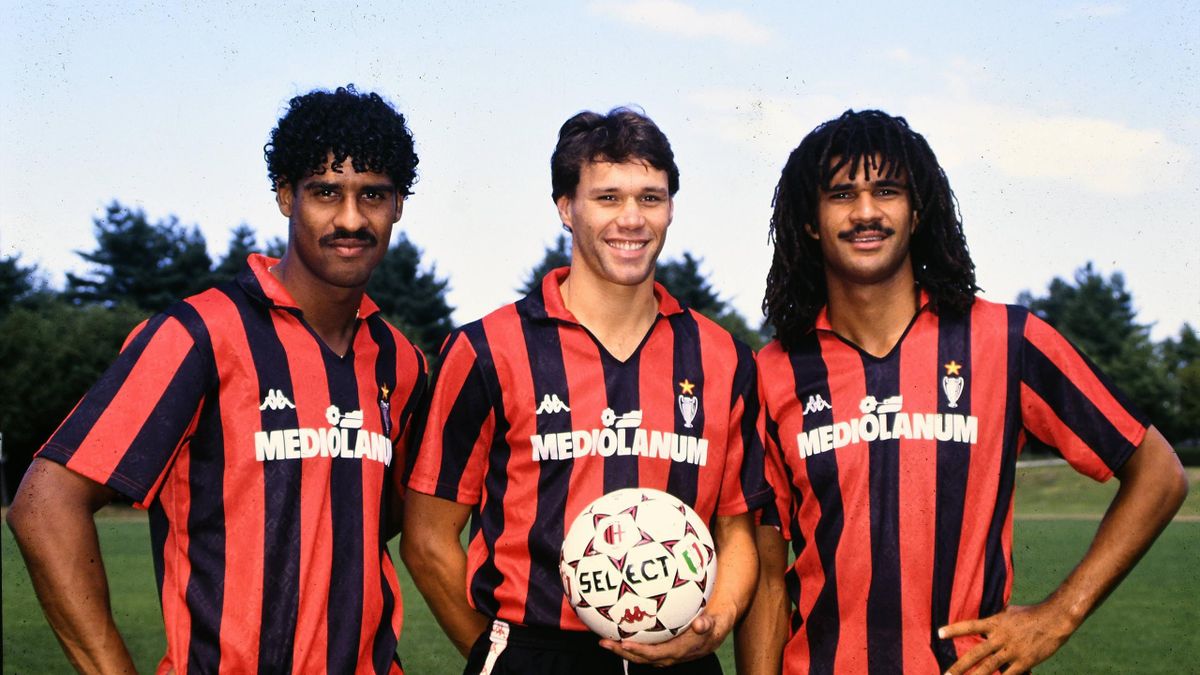 Gullit's AC Milan Signed Match Shirt, 1989/90 - CharityStars