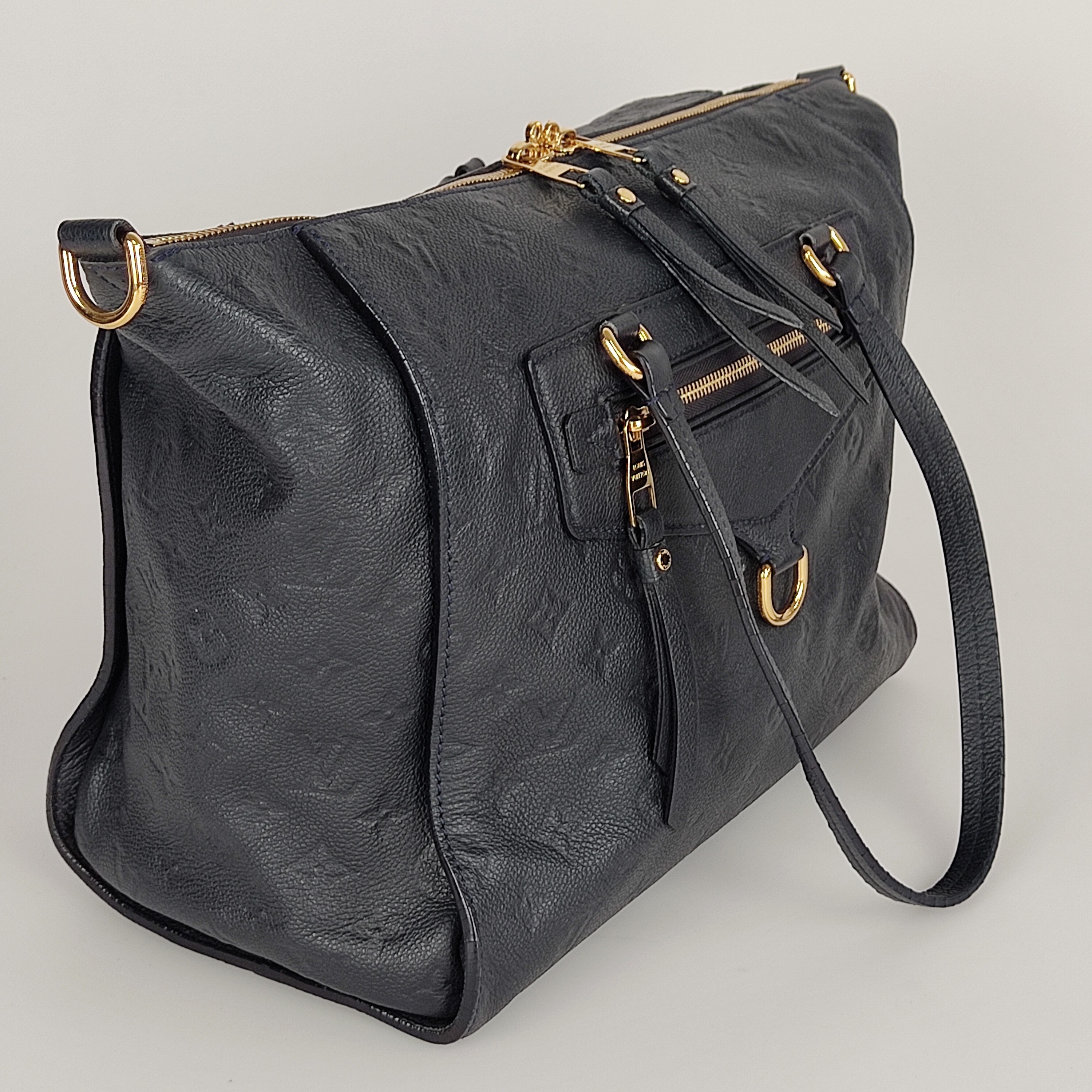 Bag/changing bag by Louis Vuitton. - Bukowskis