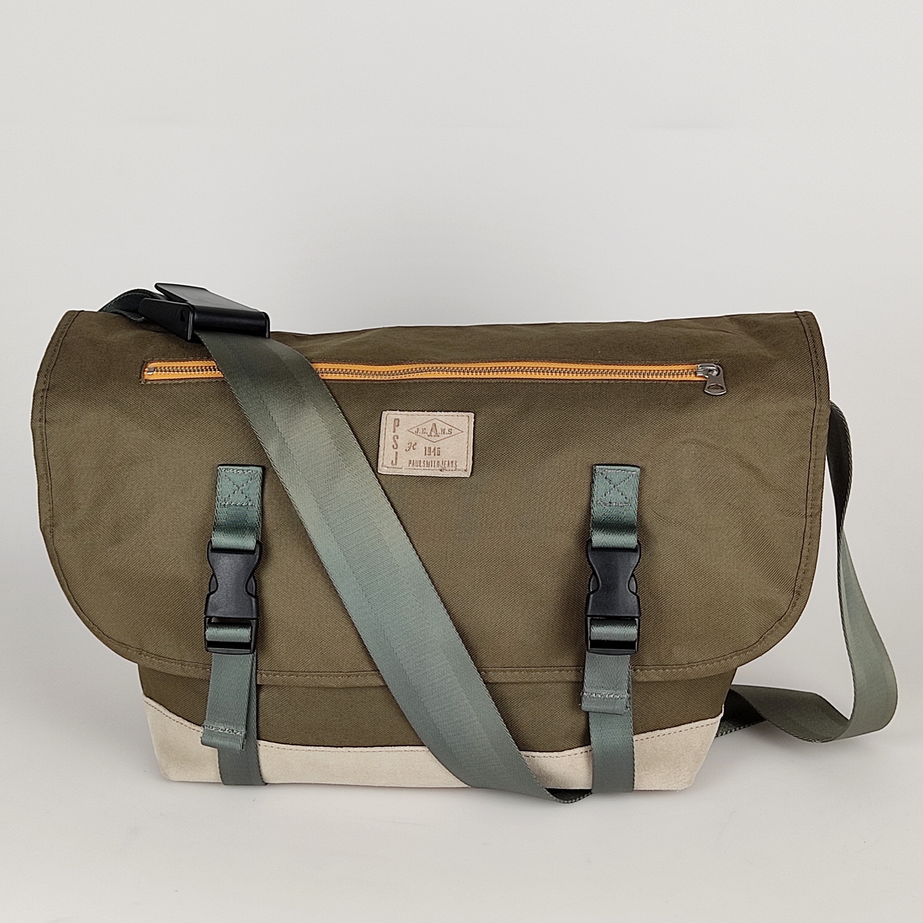 Paul smith large travel bag with shoulder strap - Catawiki
