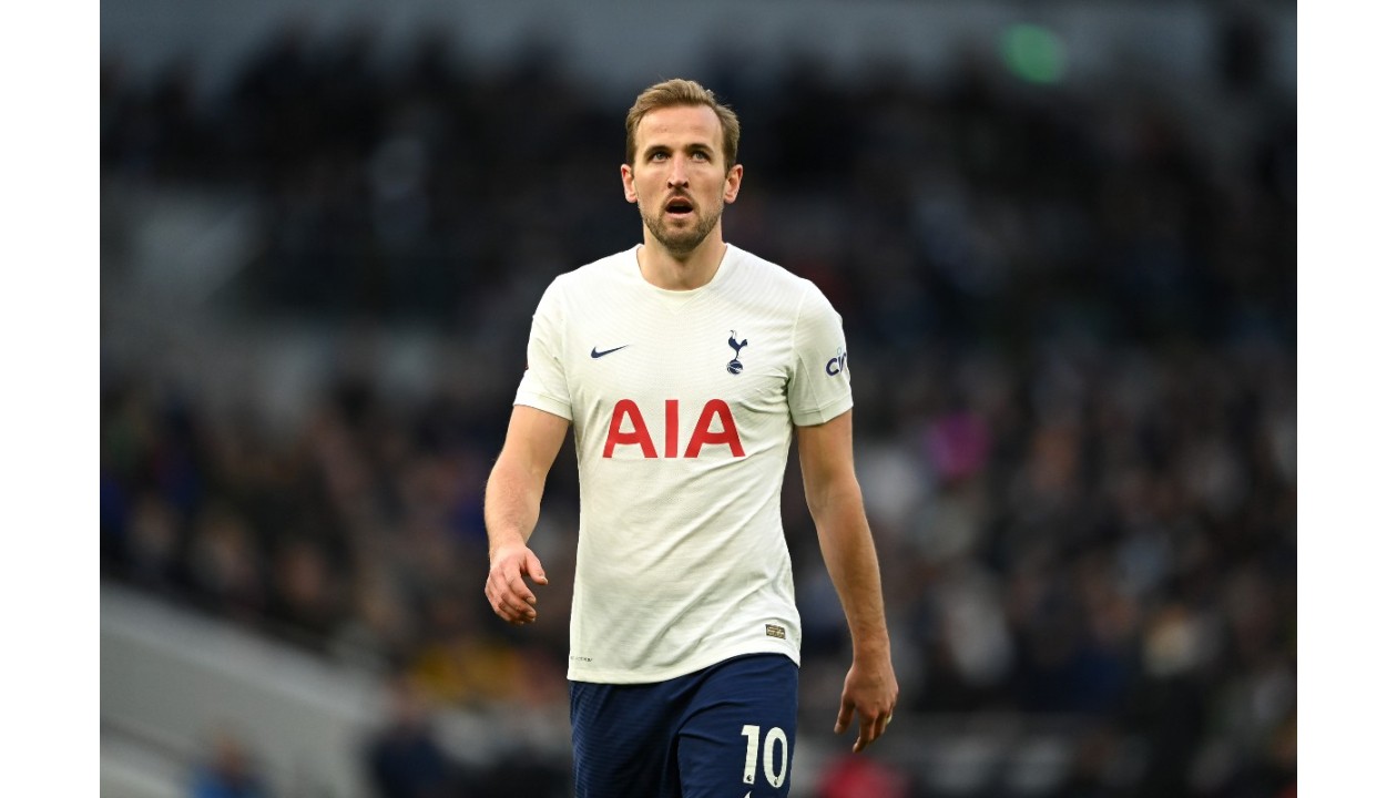 Harry Kane Signed Tottenham Hotspur Shirt 2021-22 Home [10] – The Vault
