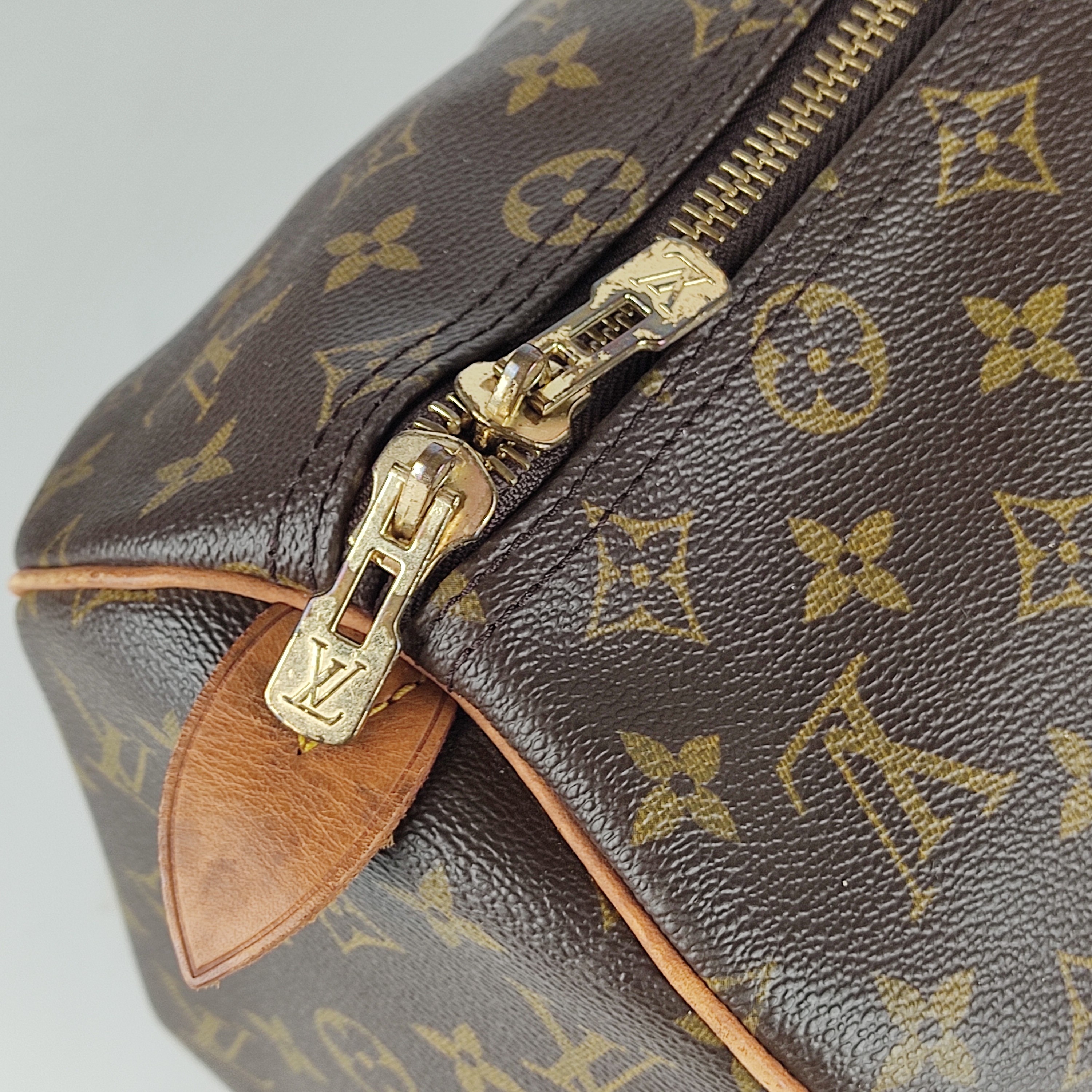 Louis Vuitton Travel Bag - CharityStars