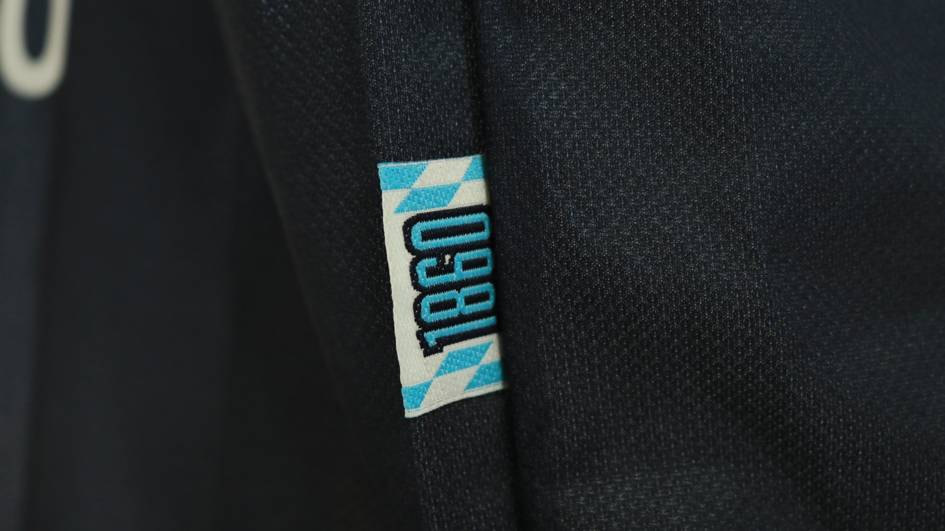 1860 Munich Official Shirt, 1997/98 - CharityStars