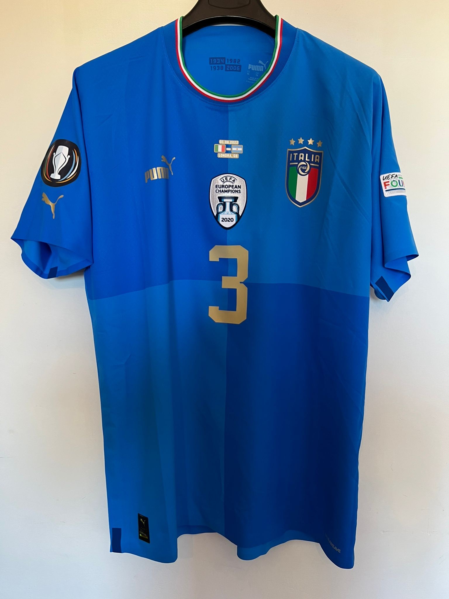 Chiellini's FC Los Angeles Shirt, 2022-2023, Signed with Personalized  Dedication - CharityStars