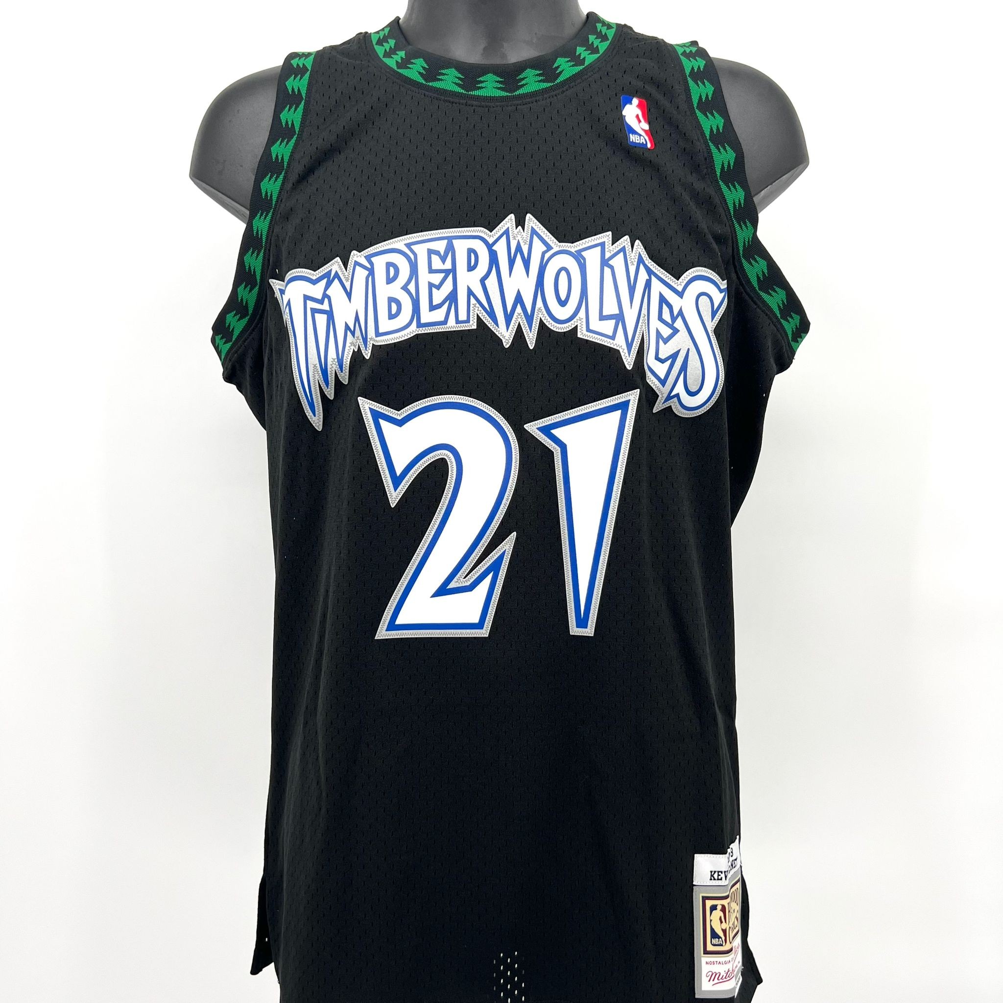 Kevin Garnett Signed Authentic Minnesota Timberwolves Jersey JSA COA & UDA