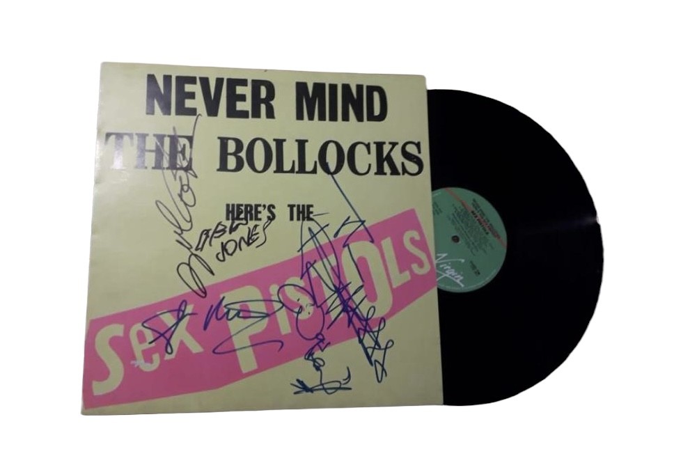 Vinile Never Mind The Bollocks autografato dai Sex Pistols - CharityStars