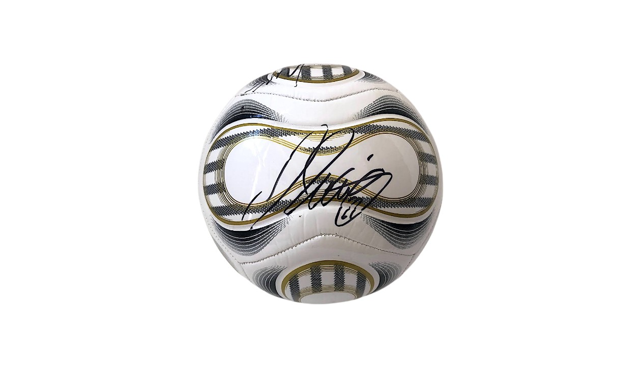 Juventus pallone calcio capitano rosso acido 2022/23 Adidas Colore