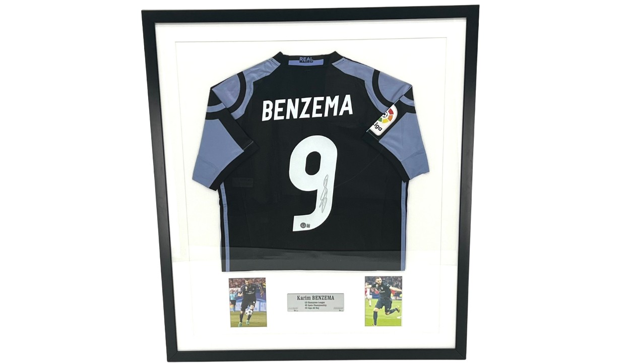 Benzema's Official Real Madrid Signed Shirt, 2021/22 - CharityStars