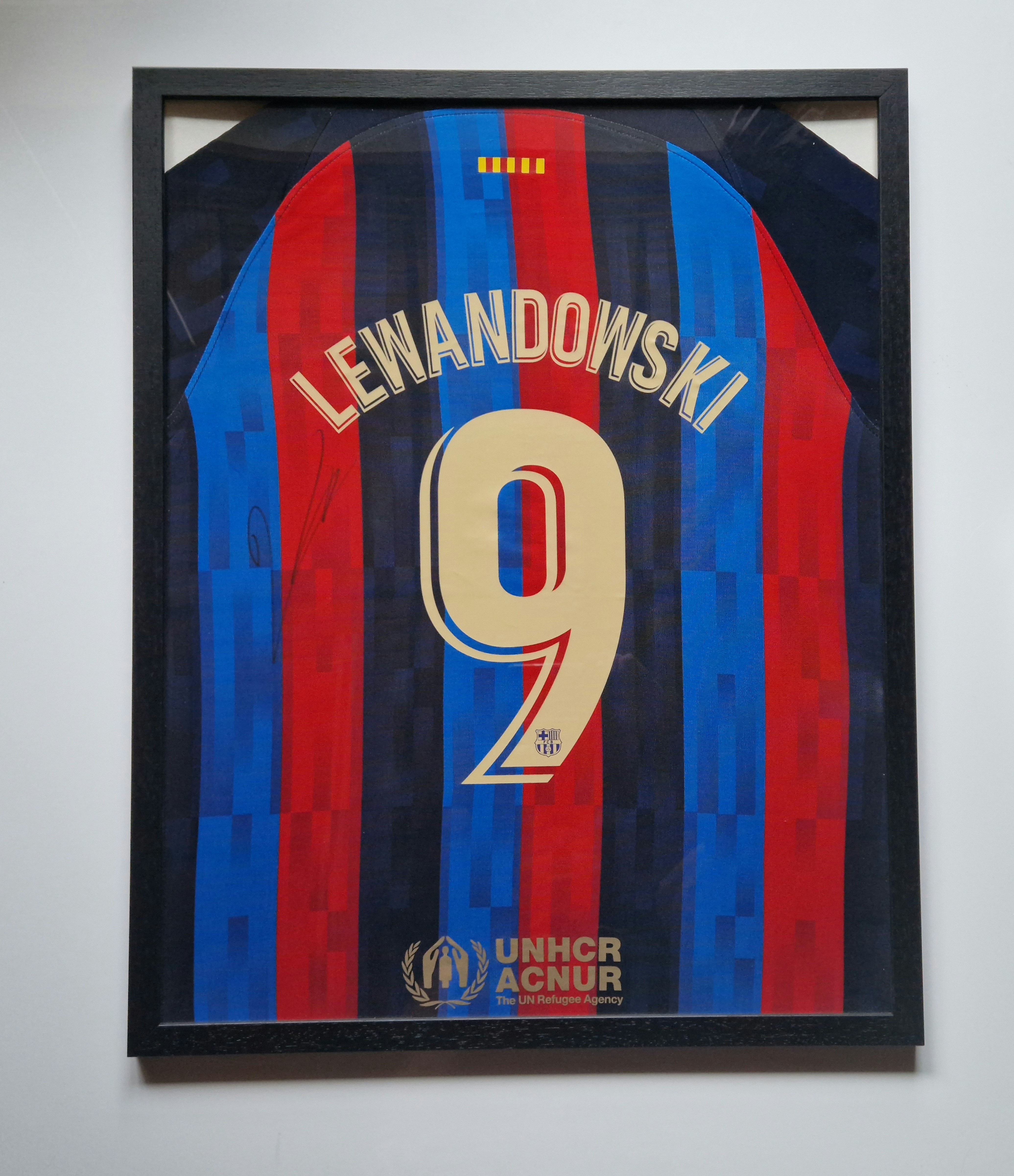 Lewandowski's FC Barcelona Signed Shirt - CharityStars