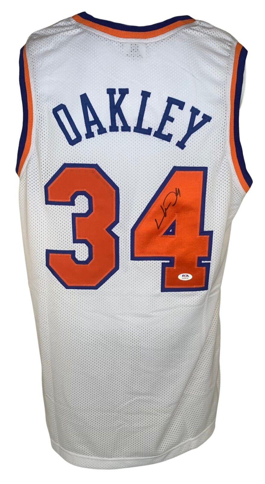 Charles Oakley Signed Jersey (CX by Steiner)