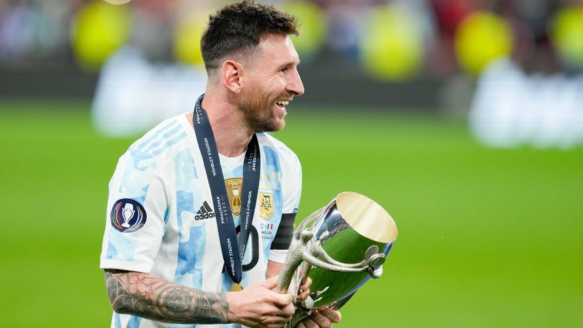 MNETECH Barcelona/Messi #10 Argentina Home Soccer 3 Stars Jersey 2022/23  World Cup Champions