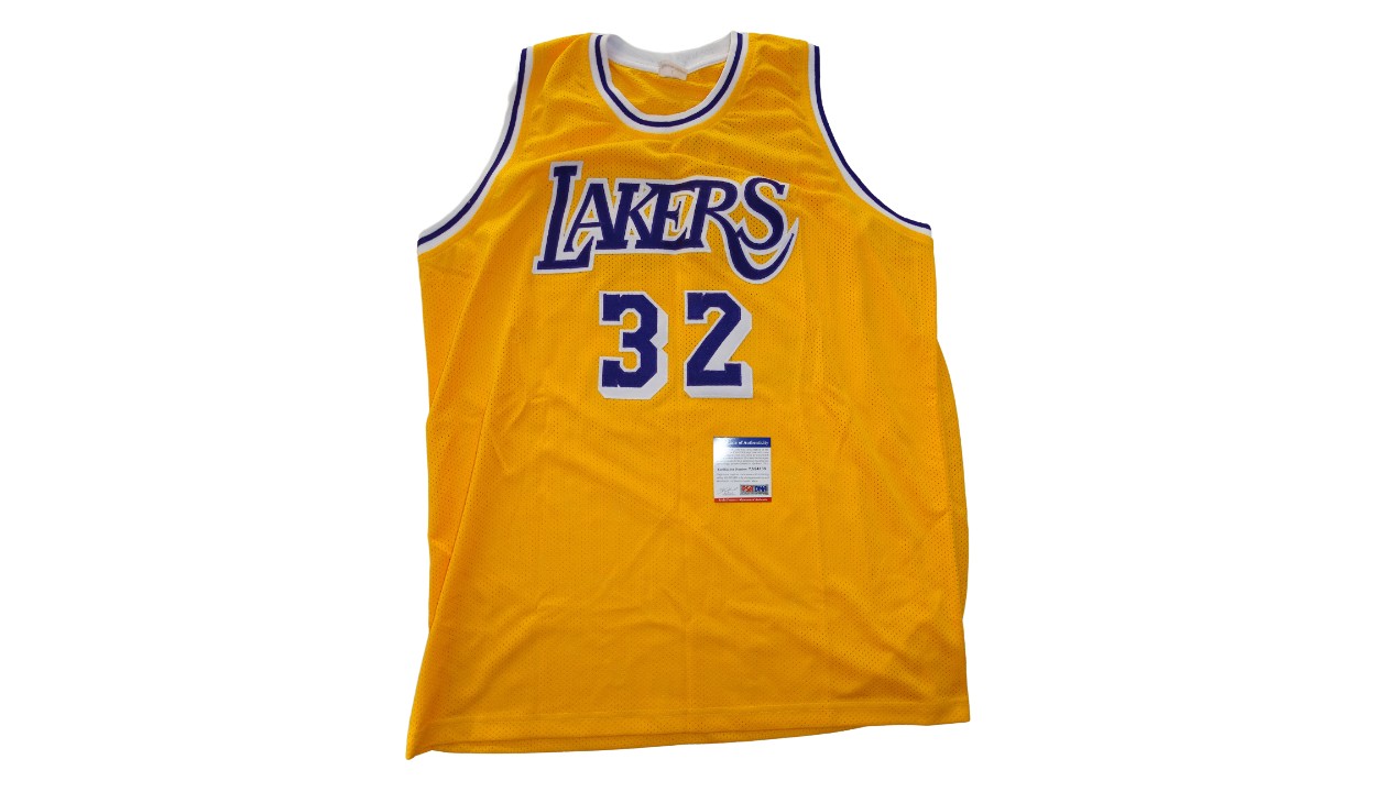 Lakers jersey deals 219 yellow