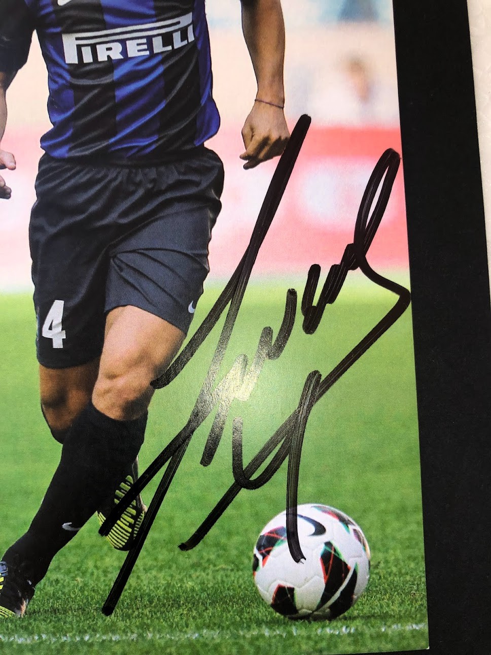 Fotografia autografata da Javier Zanetti - CharityStars