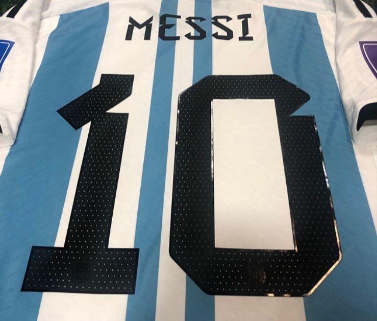 Lionel Messi Last Dance Match Shirt vs Poland World Cup 2022 in Qatar -  CharityStars