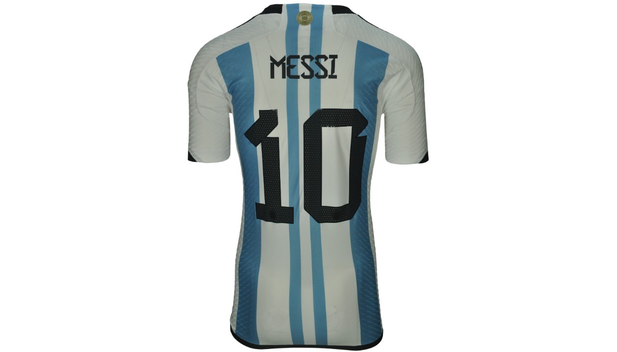 Messi's Argentine Match Shirt, WC Qualifiers 2022 - CharityStars