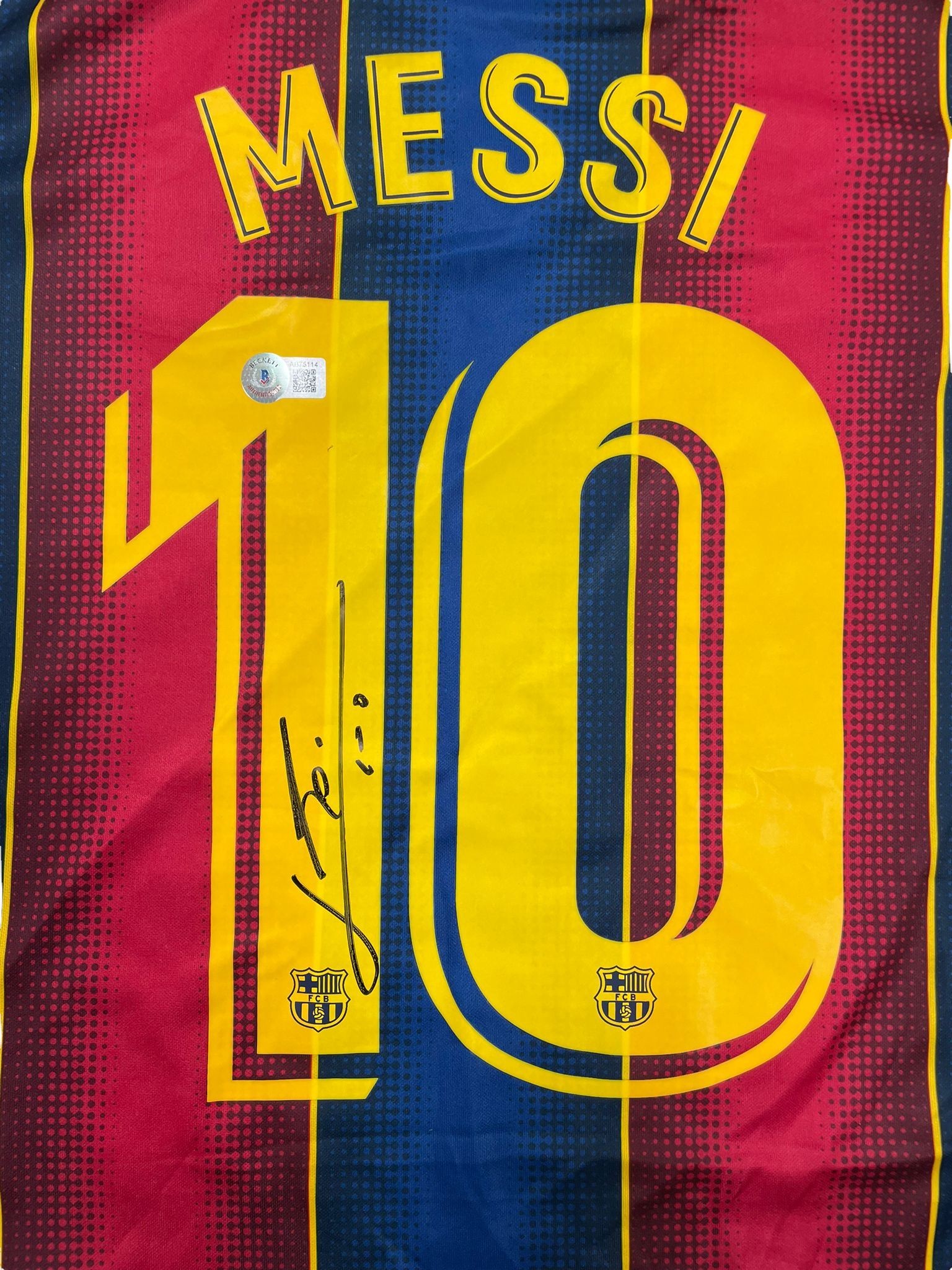 Messi Official Barcelona Signed Shirt, 2006/07 - CharityStars