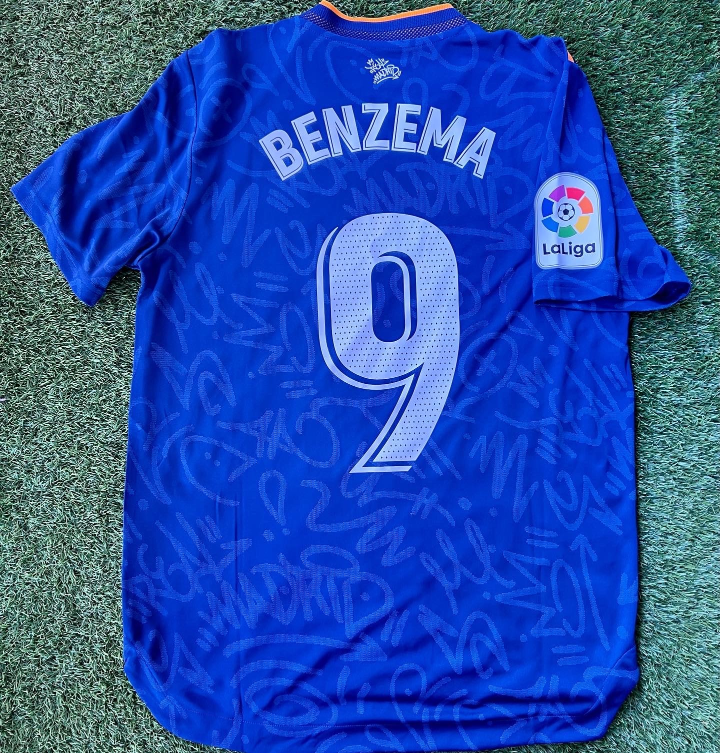 2021/22 Karim Benzema #9 Real Madrid Home Jersey Official Nameset