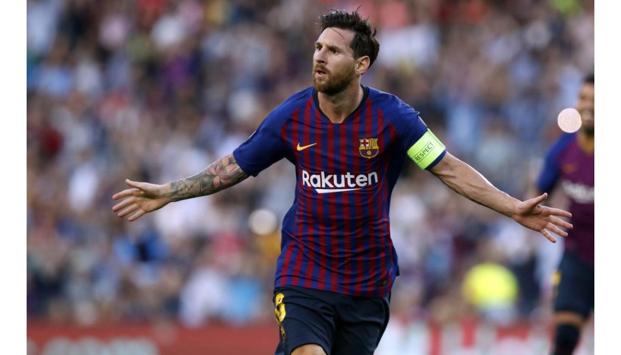 Messi's Barcelona Match Shirt, 2017/18 - CharityStars