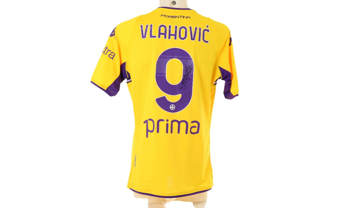 Vlahovic's Fiorentina Signed Match Shirt, 2021/22 - CharityStars