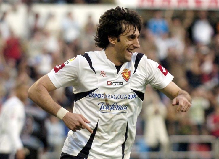 Milito Official Real Zaragoza Shirt, 2006/07 - CharityStars