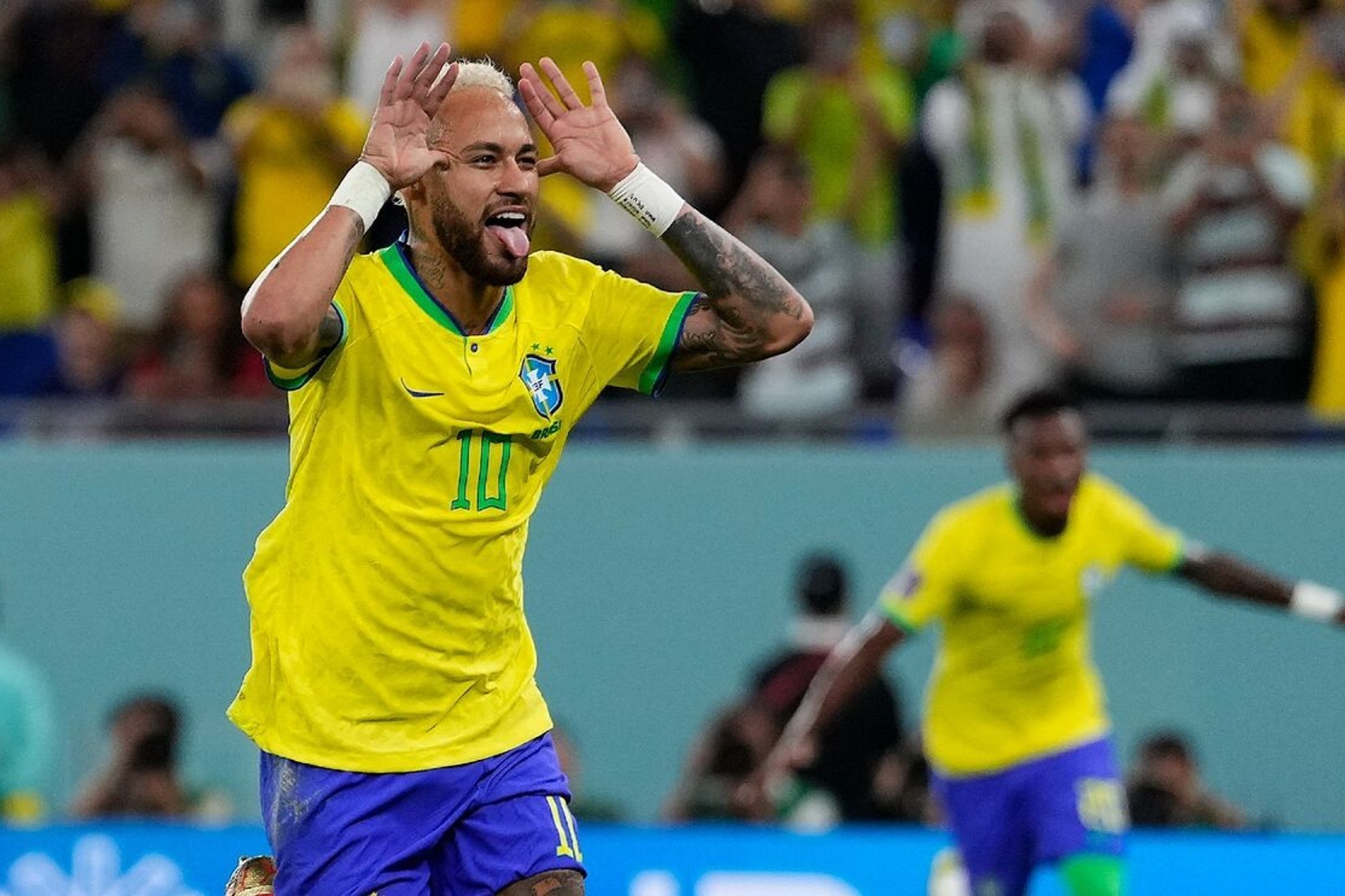 Neymar's Brazil Match Shirt, World Cup Qualifiers 2022 - CharityStars