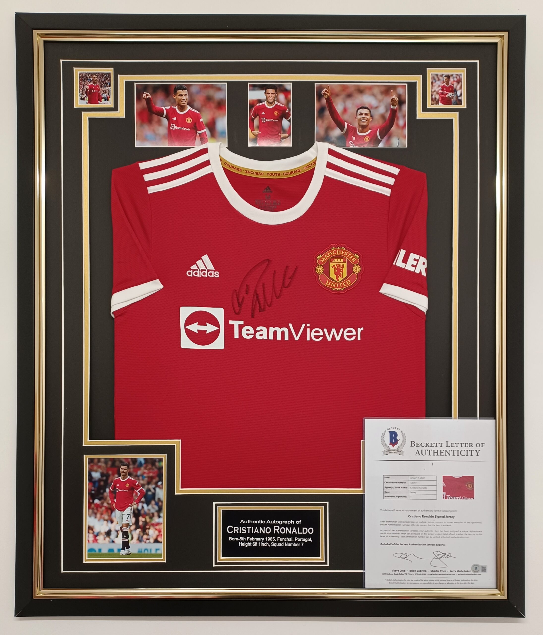 Framed Cristiano Ronaldo Autograph Jersey Manchester United