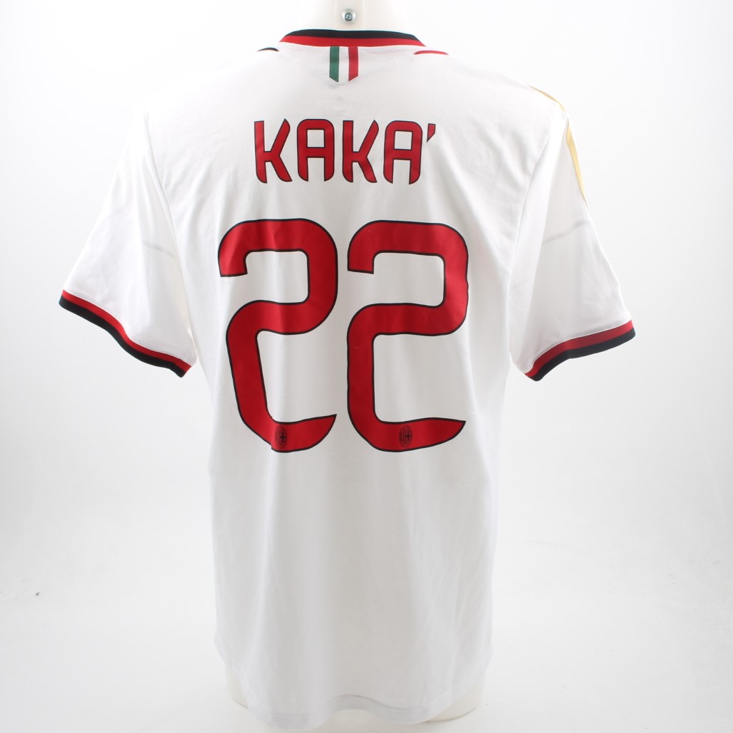 Football, AC Milan, Kaka, 2013/14, signed away jersey. at Whyte's Auctions