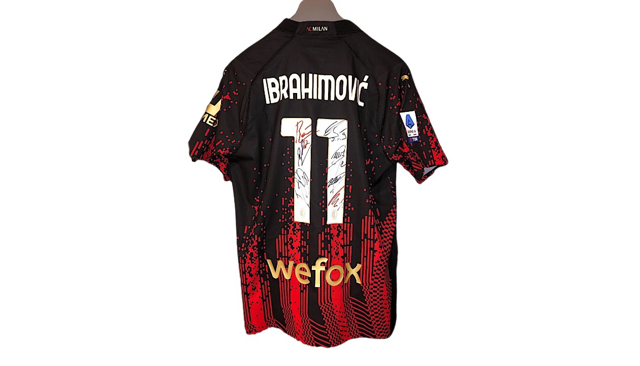 Camiseta Milan Titular 2021 2022 Zlatan Ibrahimovic AUTHENTIC