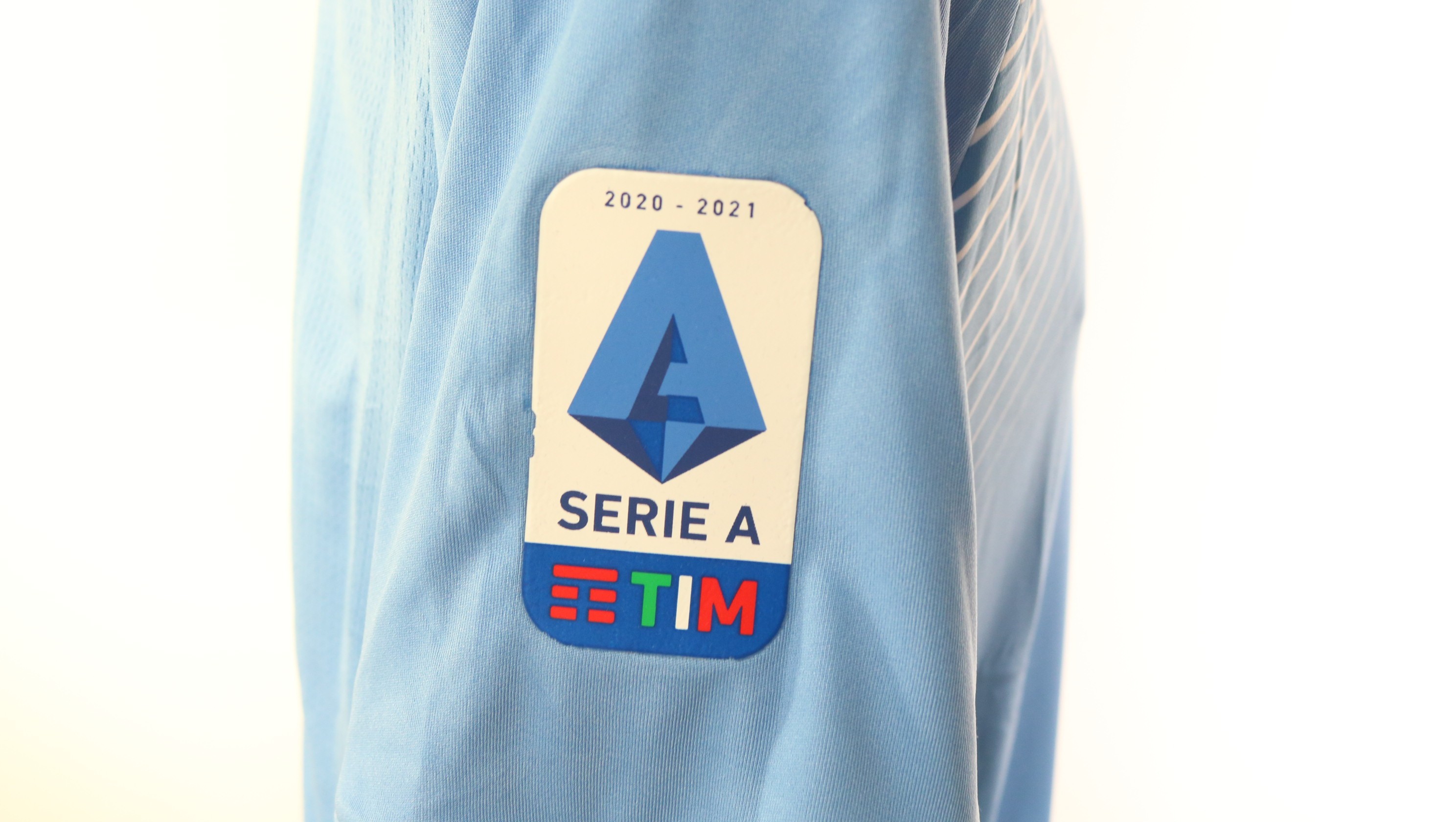 Sergej Milinkovic Savic of SS lazio greets the fans after the Serie A... Fotogra