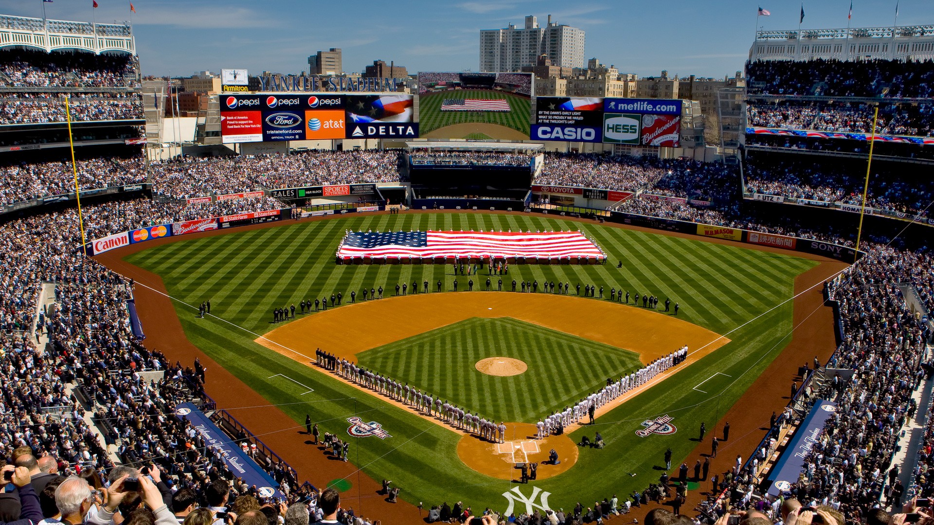 Charitybuzz: Meet Tino Martinez in a Suite at the Yankees vs. Red