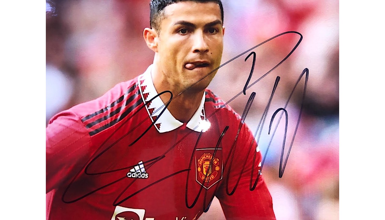 Cristiano Ronaldo Signed Photograph - CharityStars