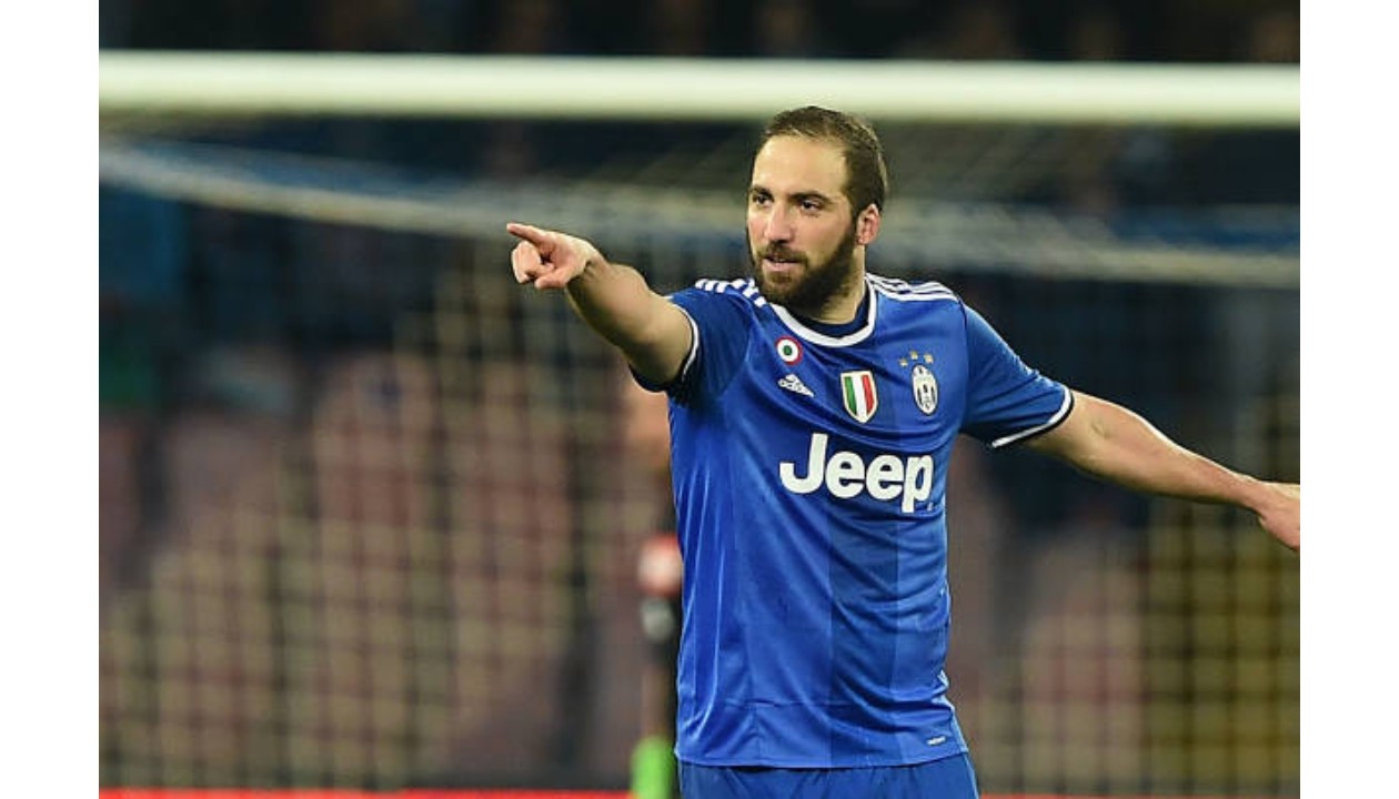 Higuain Official Juventus Shirt, 2016/17 - CharityStars